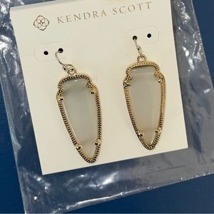 Kendra Scott Translucent Gray Arrow Earrings